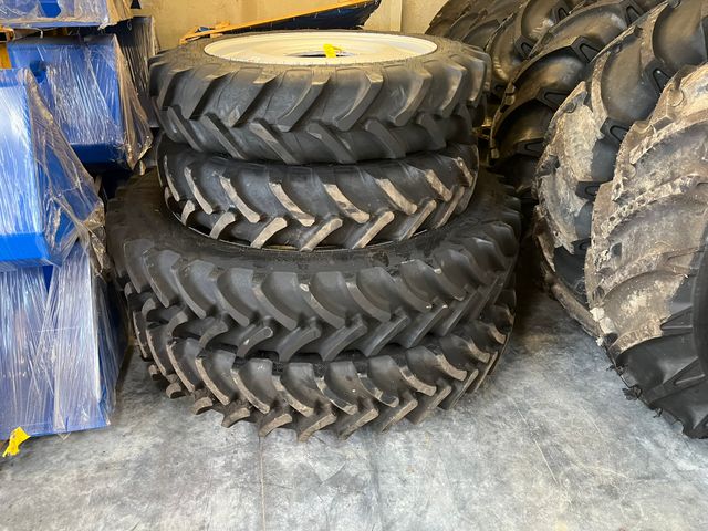 NDI 320/90R46 og 270/95R32