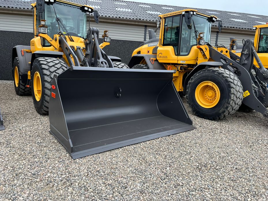 Volvo L 90H  H2 fabriksny Dansk maskine med masser af udstyr, blan.Co-Pilot & med brede 650/65R25 hjul - Læssemaskiner - Gummihjulslæssere - 16