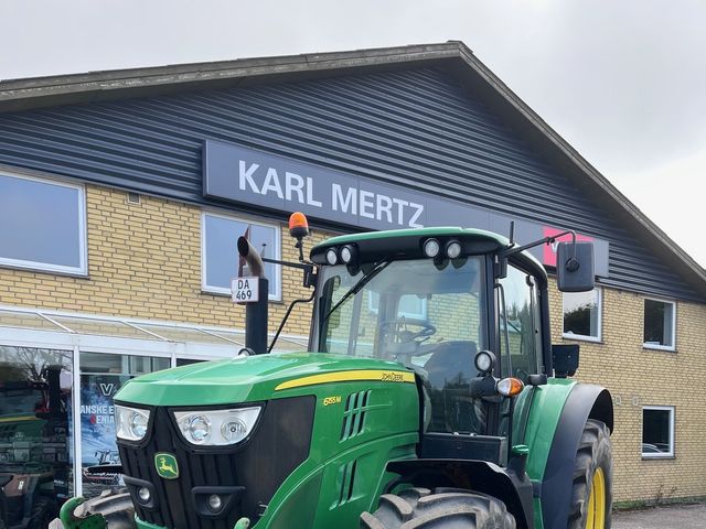 John Deere 6155M
