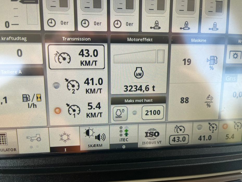 John Deere 6195R Ultimate Edition, CommandPro, Meget velholdt traktor - Traktorer - Traktorer 4 wd - 2