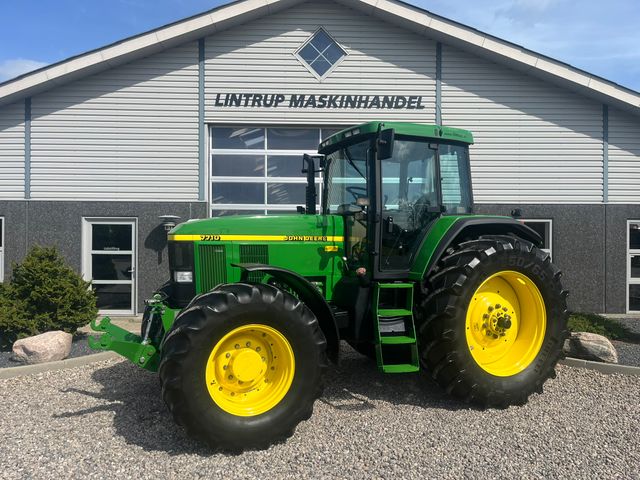 John Deere 7710
