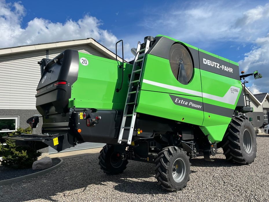 Deutz-Fahr C7206 With 24feed - 7.2m header. New and unused Combine together with 7.2m header - Høstmaskiner - Mejetærskere - 10