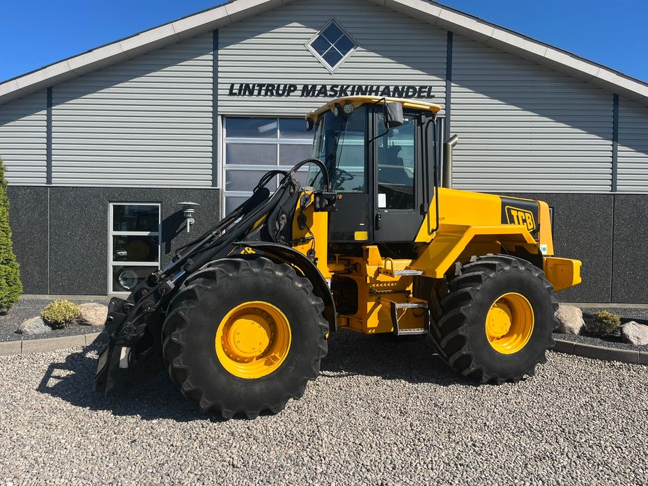 JCB 426 med traktor dækmontering og hurtigskifte samt centralsmørring - Læssemaskiner - Gummihjulslæssere - 1