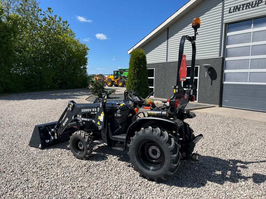 Solis S26 6+2 gearmaskine Limited Edition i sort med brede hjul og Fuldhydraulisk frontlæsser - Traktorer - Traktorer 4 wd - 17