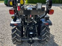 Solis S26 6+2 gearmaskine Limited Edition i sort med brede hjul og Fuldhydraulisk frontlæsser - Traktorer - Traktorer 4 wd - 4
