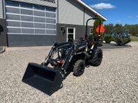 Solis S26 6+2 gearmaskine Limited Edition i sort med brede hjul og Fuldhydraulisk frontlæsser - Traktorer - Traktorer 4 wd - 2