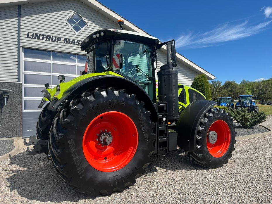 CLAAS Axion 960 Med GPS anlæg og stor dæk montering. Dansk traktor fra ny - Traktorer - Traktorer 4 wd - 16
