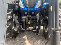 New Holland T7.270 AC med frontlift og frontlæsser - Traktorer - Traktorer 4 wd - 4