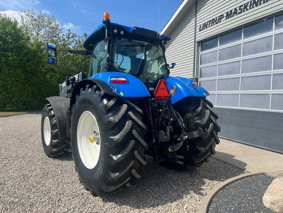 New Holland T7.270 AC med frontlift og frontlæsser - Traktorer - Traktorer 4 wd - 16