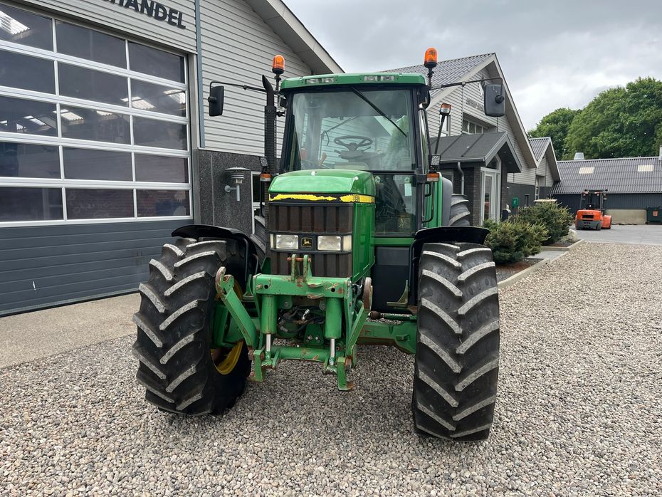 John Deere 6910 TLS, AutoQurd, Hjørnestops computer og frontlift - Traktorer - Traktorer 4 wd - 10