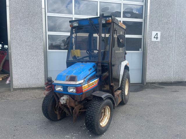 Iseki TU 318 F- HST