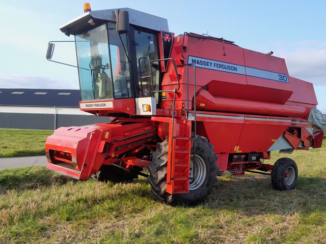 Massey Ferguson 30