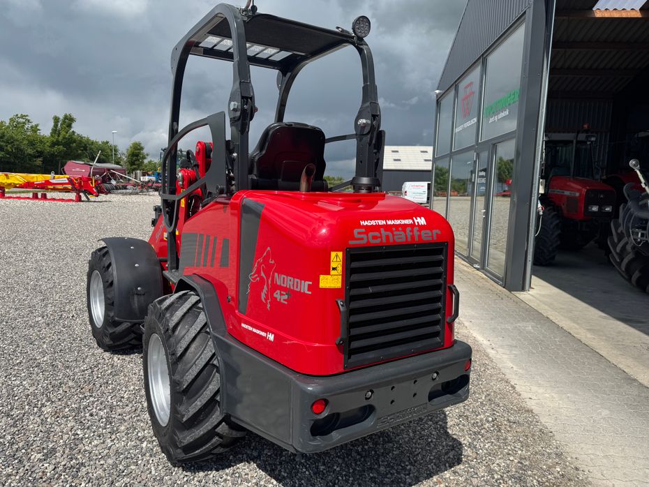 Schäffer Nordic 42+ Nordic 42 + - Læssemaskiner - Minilæssere - 8