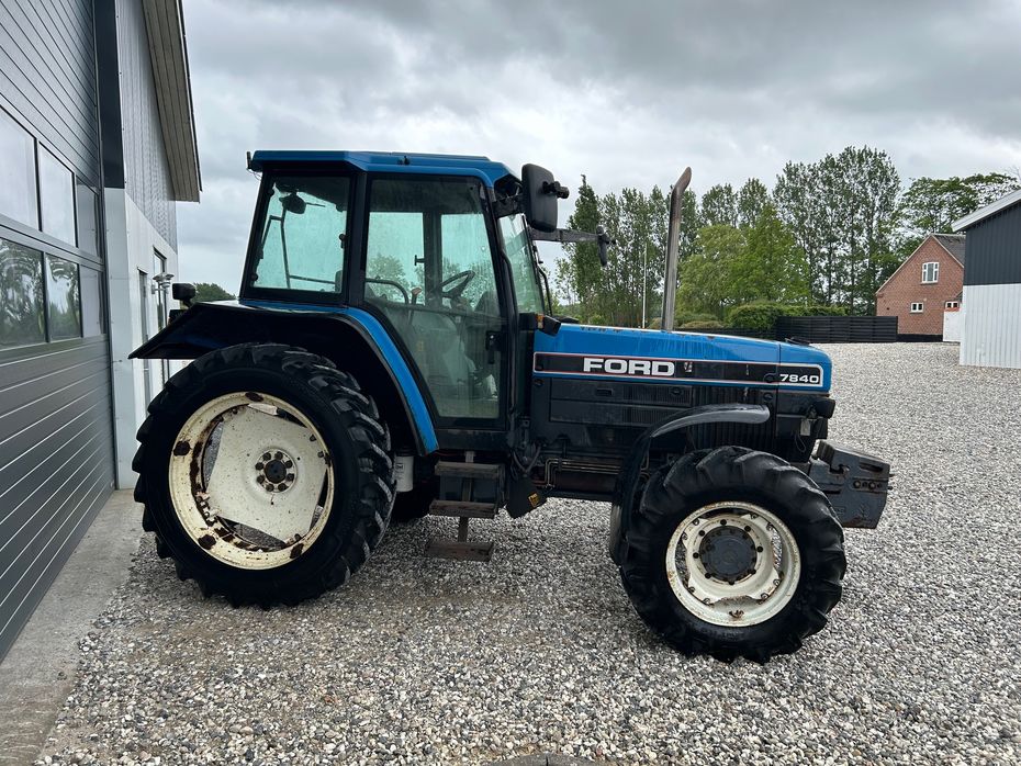 New Holland 7840 SLE turbo - Traktorer - Traktorer 4 wd - 8