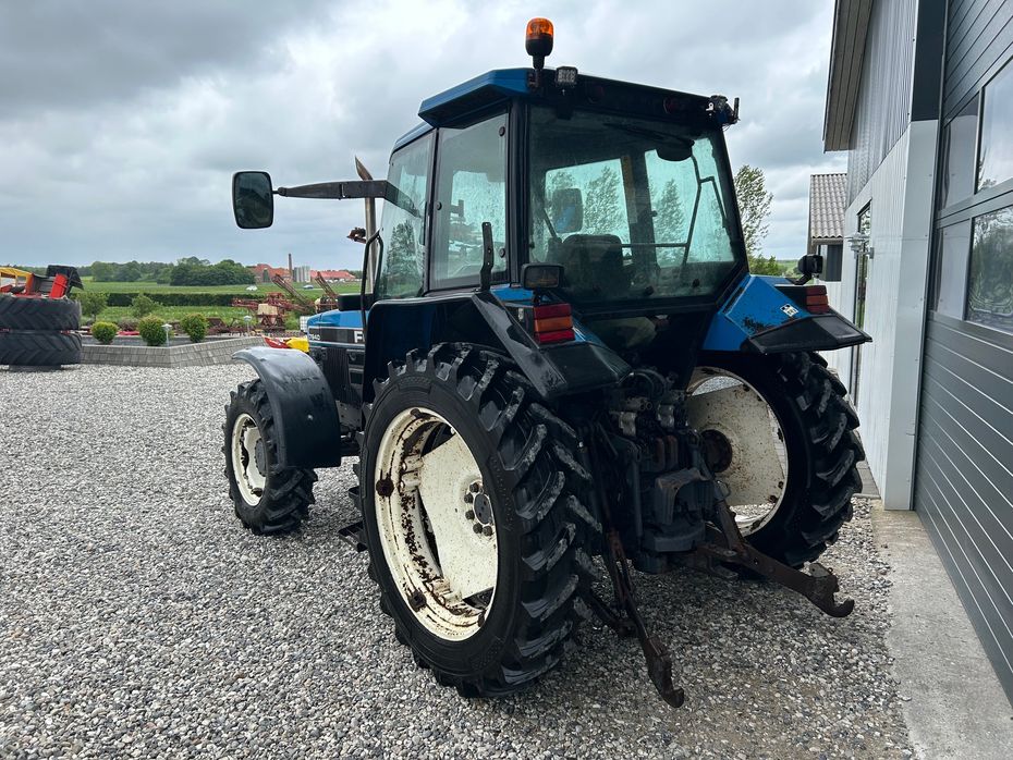 New Holland 7840 SLE turbo - Traktorer - Traktorer 4 wd - 4