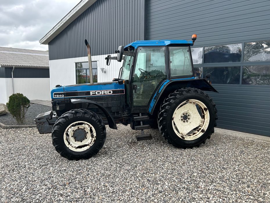 New Holland 7840 SLE turbo - Traktorer - Traktorer 4 wd - 2