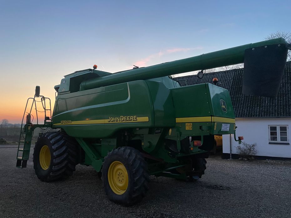 John Deere 9780 CTS - Høstmaskiner - Mejetærskere - 3