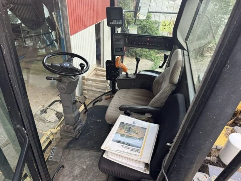 New Holland FX375 - Høstmaskiner - Selvkørende finsnittere - 4