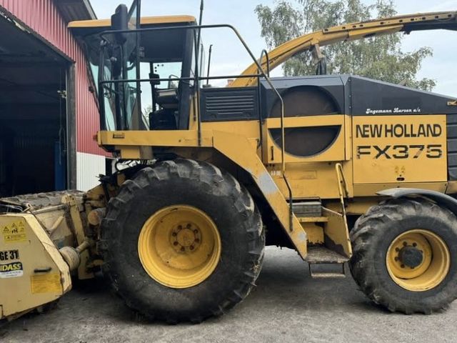 New Holland FX375  