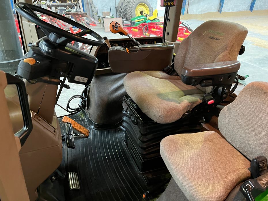 John Deere 7820 - Traktorer - Traktorer 4 wd - 4