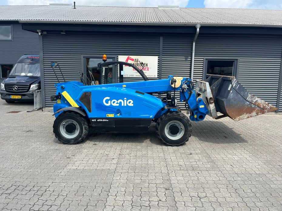 Genie GTH-2506  Teleskoplæsser - Læssemaskiner - Teleskoplæssere - 1