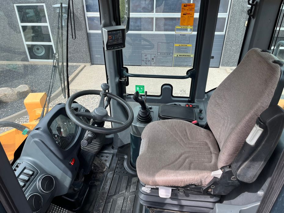 Hyundai 757-9A XTD med lang-arm. En-ejeres maskine med Lock-UP. - Læssemaskiner - Gummihjulslæssere - 3