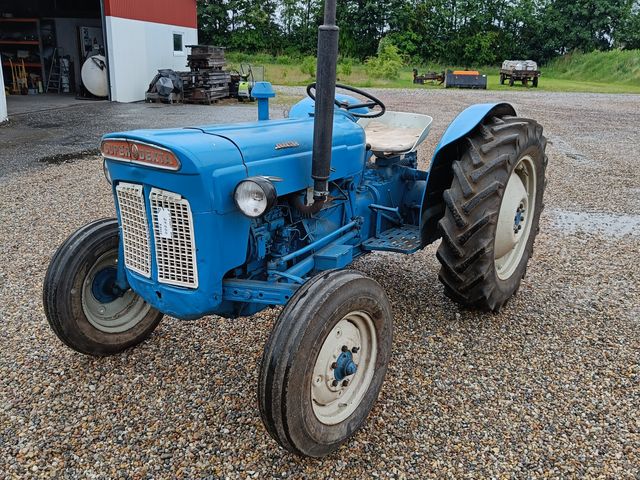 Fordson SUPER DEXTA