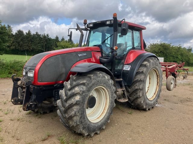 Valtra T190