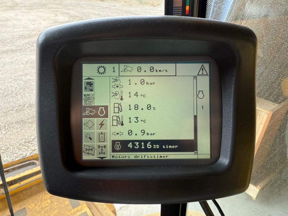New Holland CX880 SLH + 30” skærebord - Høstmaskiner - Mejetærskere - 2
