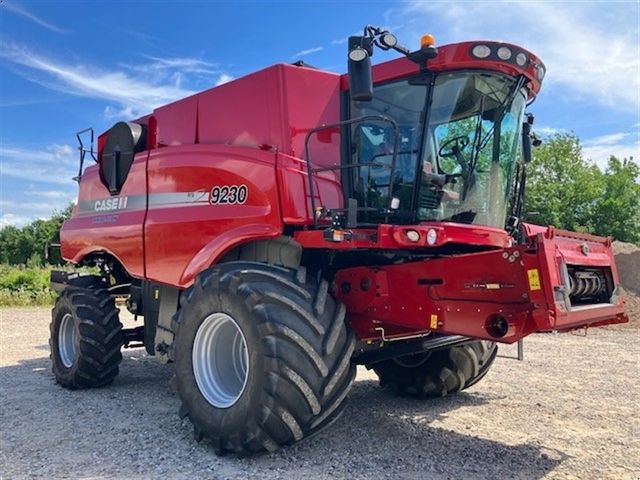 Case IH Axial Flow 9230