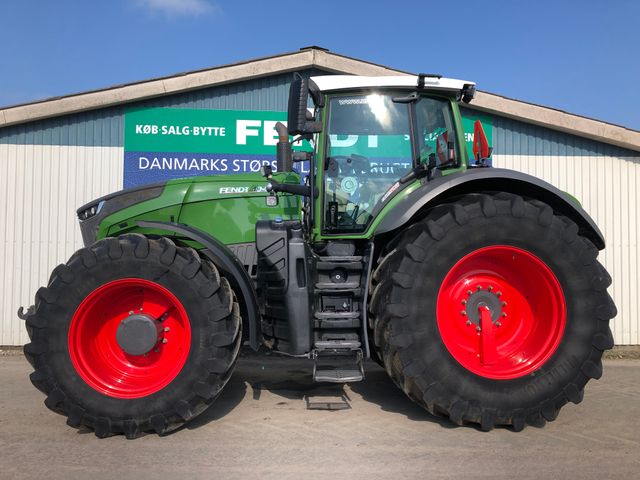 Fendt 1042 Vario S4 Profi Plus