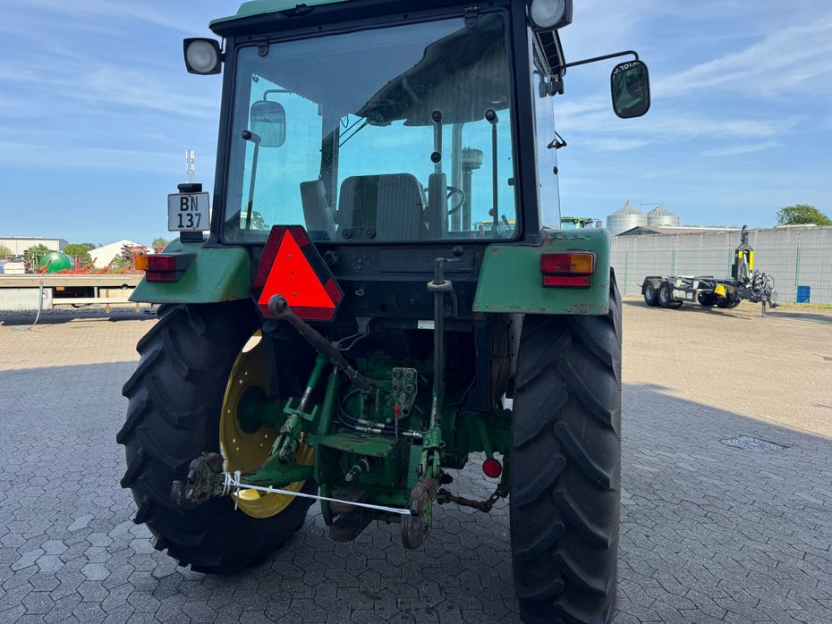 John Deere 2850 - Traktorer - Traktorer 4 wd - 9