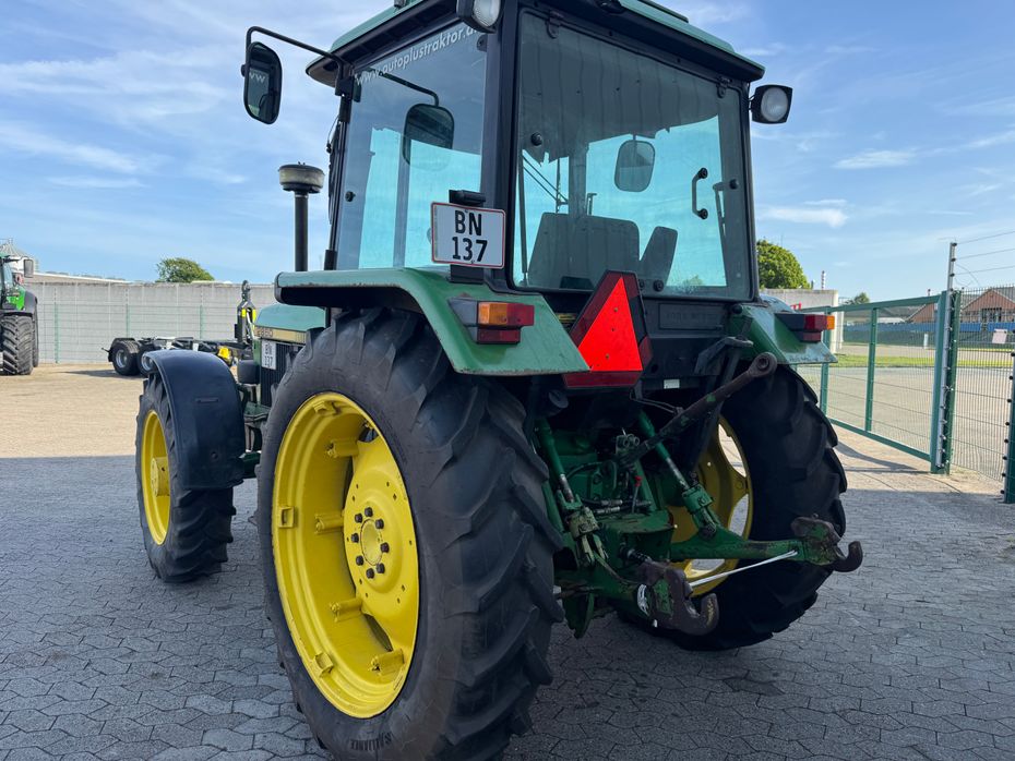 John Deere 2850 - Traktorer - Traktorer 4 wd - 7