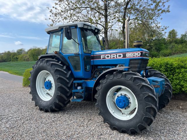 Ford 8630 Powershift
