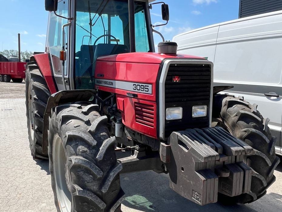 Massey Ferguson 3095 Autotronic - Traktorer - Traktorer 4 wd - 2