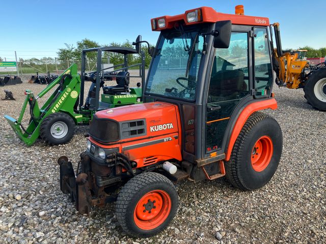 Kubota ST-30