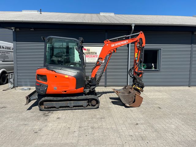 Kubota kx027-4