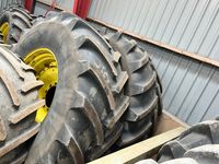 John Deere 6215R - Traktorer - Traktorer 4 wd - 5