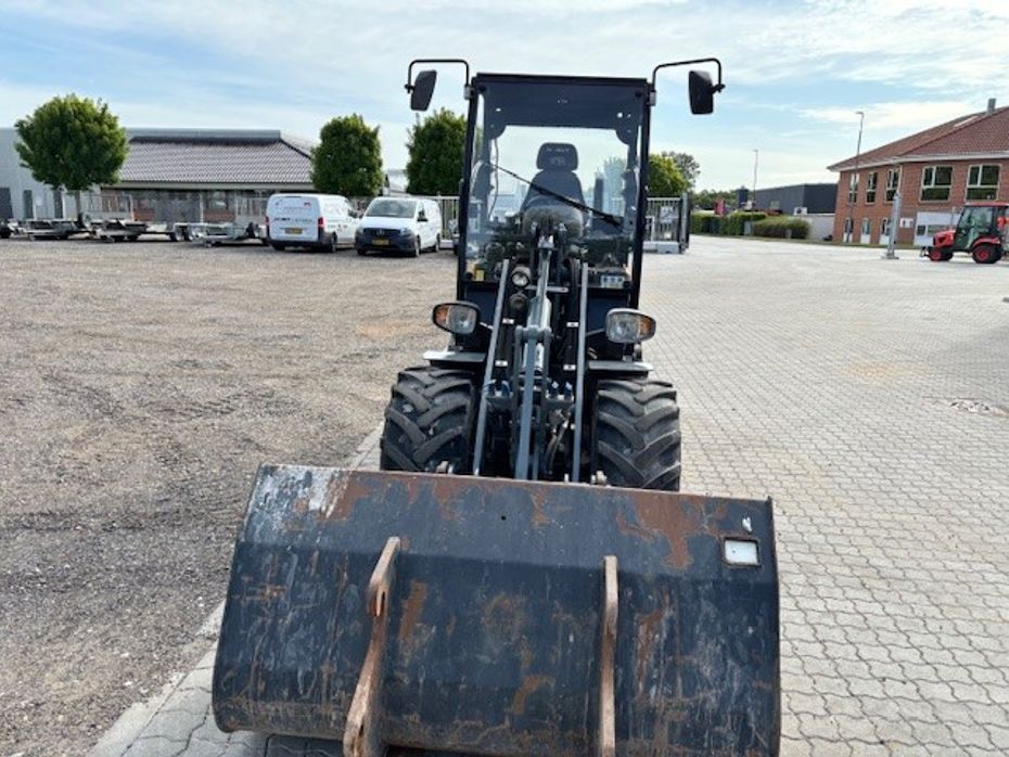 Giant 452t x-tra - Læssemaskiner - Minilæssere - 2