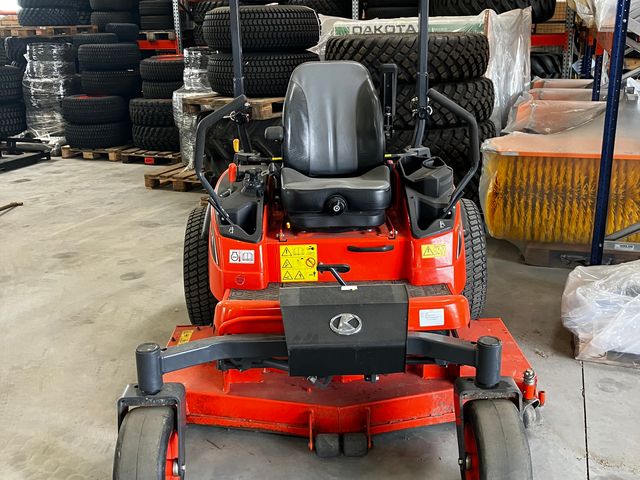 Kubota ZD1211