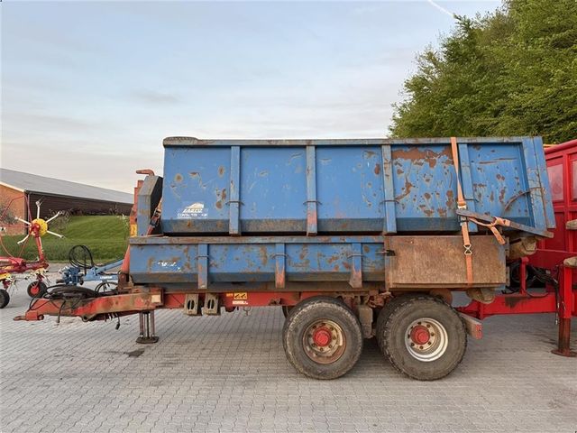 Præstbro T-185 kroghejsevogn incl. 2x kasser