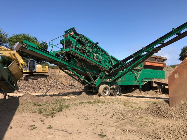 Terex Finlay 683