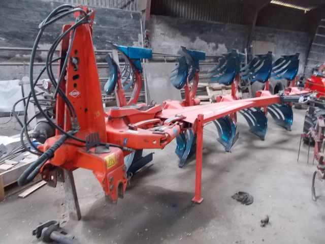 Kuhn Vari Master 122