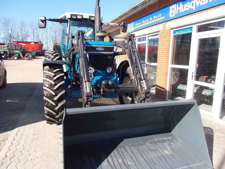 Ford 8630 Powershift - Traktorer - Traktorer 4 wd - 7