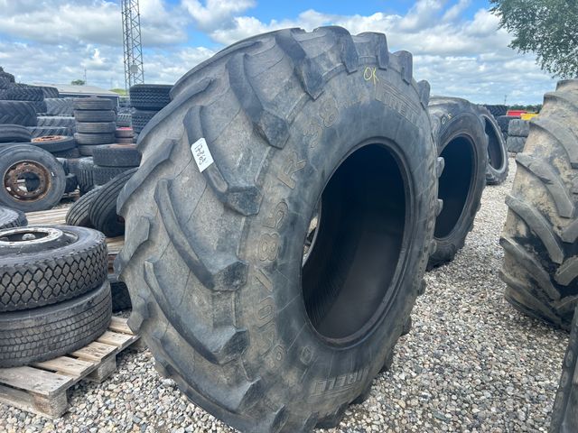 Pirelli 650/85R38