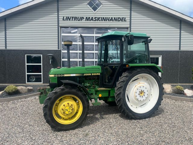 John Deere 2650