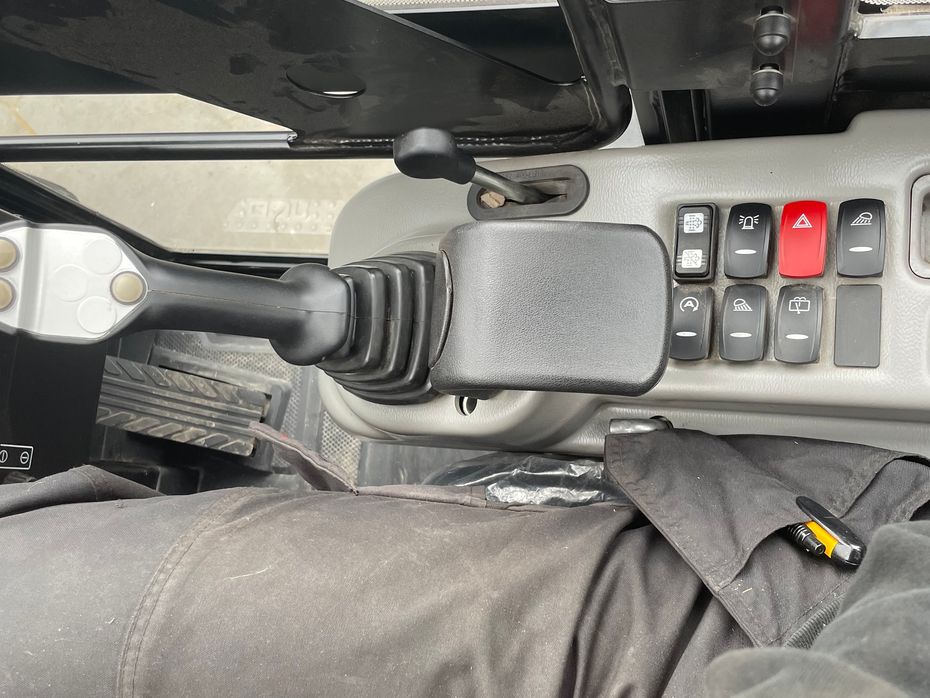 JCB 403 Plus Agri Med kabine og 30 km/t - Læssemaskiner - Minilæssere - 6