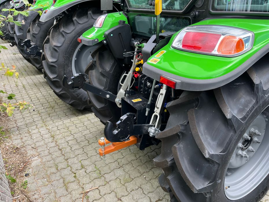 Deutz-Fahr 5080 D Keyline Frontlæsser Stoll 35-18P - Traktorer - Traktorer 4 wd - 3