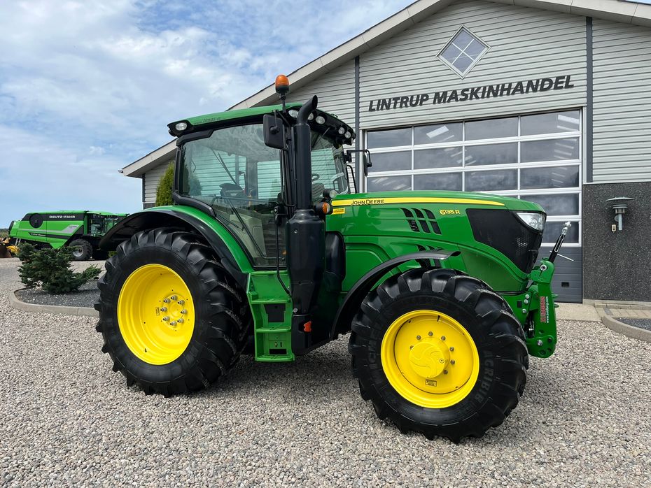 John Deere 6135R Krybegear, frontlift, TLS Affjedret foraksel og affjedret kabine samt luft anlæg - Traktorer - Traktorer 4 wd - 15