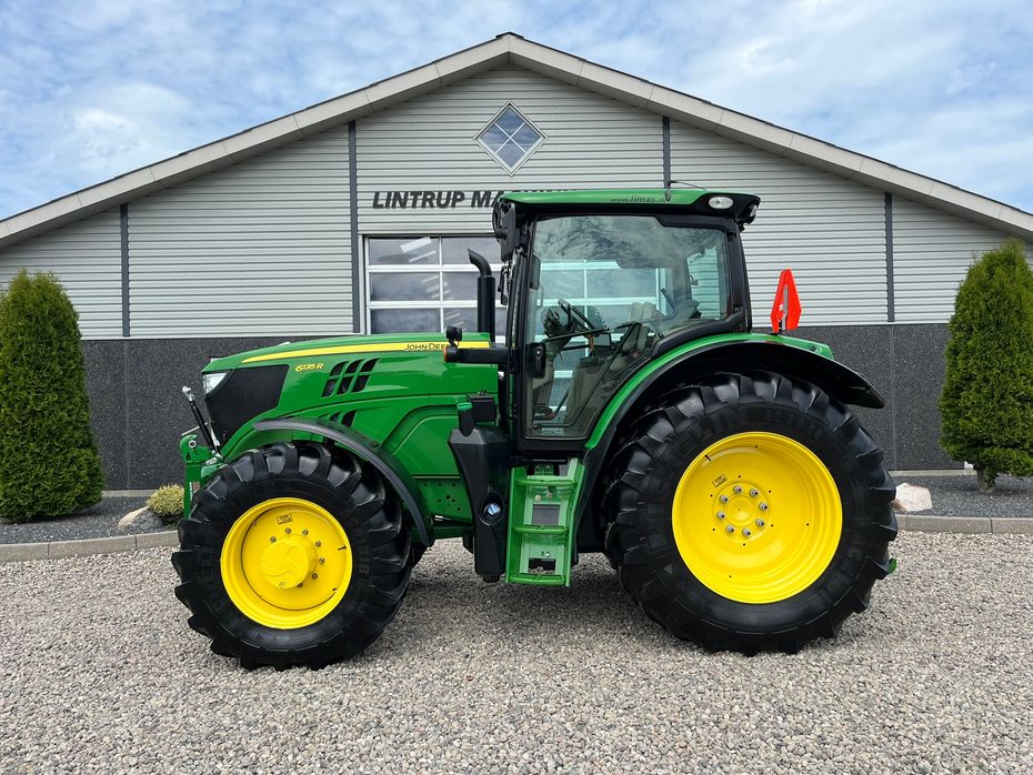 John Deere 6135R Krybegear, frontlift, TLS Affjedret foraksel og affjedret kabine samt luft anlæg - Traktorer - Traktorer 4 wd - 1